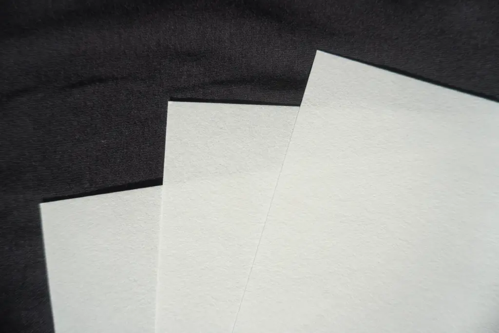 保育製作の専門家が開発した新しいPペーパー「ちょきペーパー」とは？パネルシアターを最もコスパ良く製作・入手する方法 | ちょきぺたファクトリー