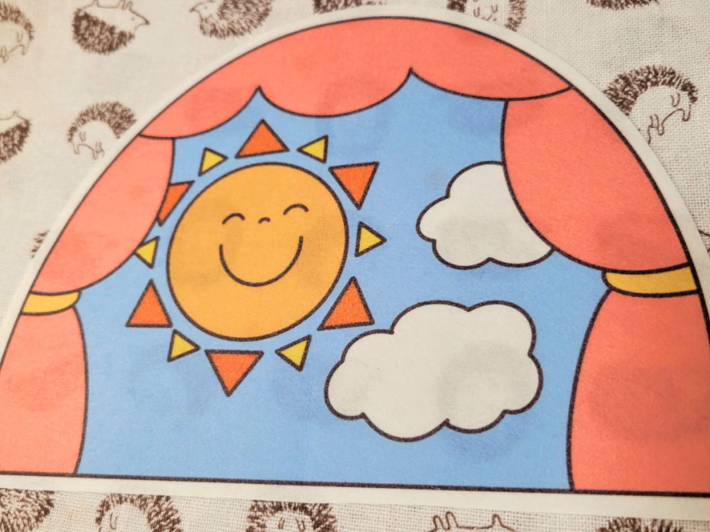 パネルシアターやPペーパーをアイロンで修理する方法と長く使える保管方法を紹介 8 ちょきぺたファクトリー パネルシアターやPペーパーをアイロンで修理する方法と長く使える保管方法を紹介 ちょきぺたファクトリー